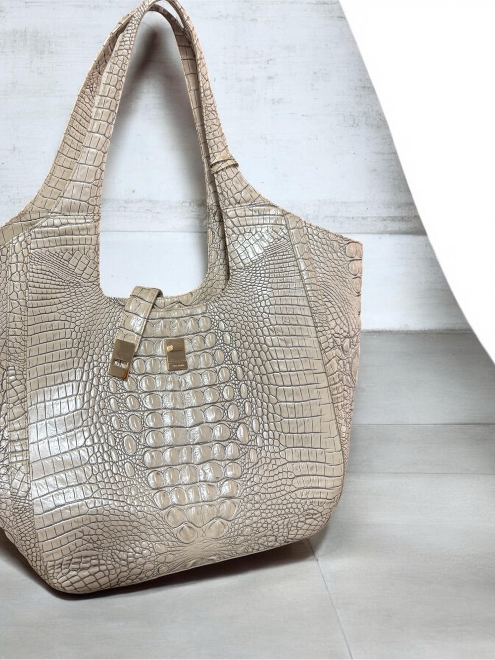 Brahmin Carla Tote Moonrise Melbourne Croc Embossed Leather Shoulder Bag EUC